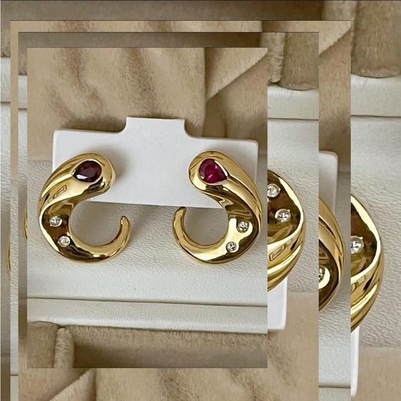 18k yellow gold earring - Picture 3 of 5